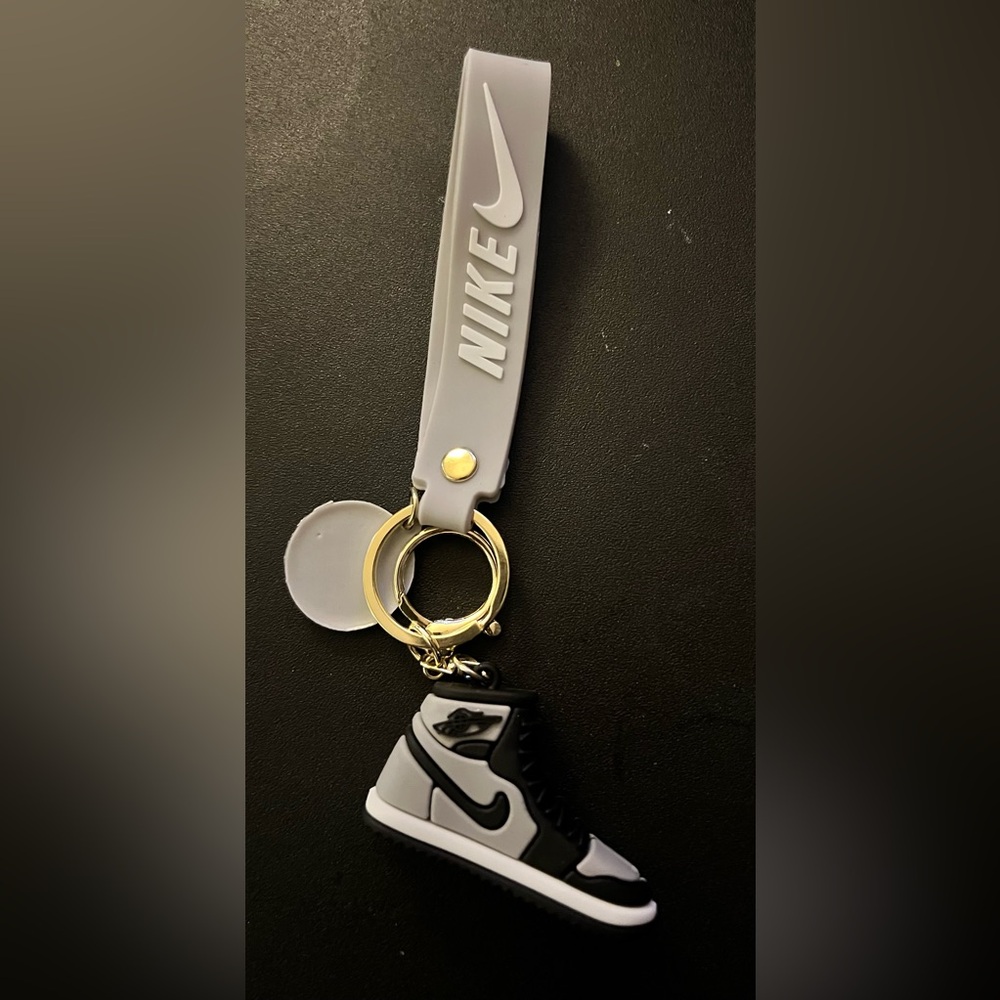 💙Nike Black and Gray Shoe Keychain